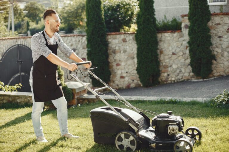 8 Best Battery Powered Lawn Mowers for a Lush Lawn